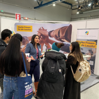 Stand Lausitz Frauen/Impuls Messe 08 © Maria Göckeritz