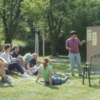 In Gruppen werden Zukunftsvisionen der Lausitz erarbeitet.