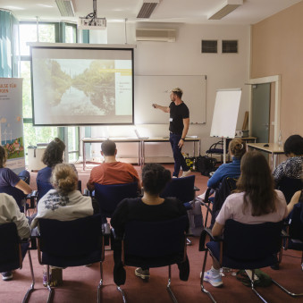 Am Workshop-Tag werden den Teilnehmenden die Technologien der Erneuerbaren Energien näher gebracht.